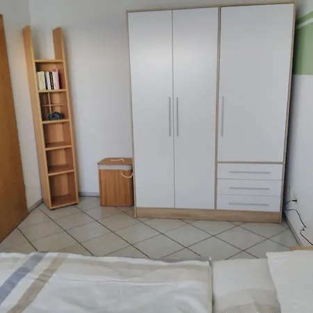 Seenaehe Lejlighed *